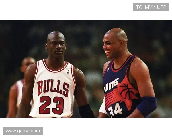 98年NBA总决赛乔丹率公牛三连冠成就篮球传奇 98年NBA总决赛乔丹率公牛三连冠成就篮球传奇